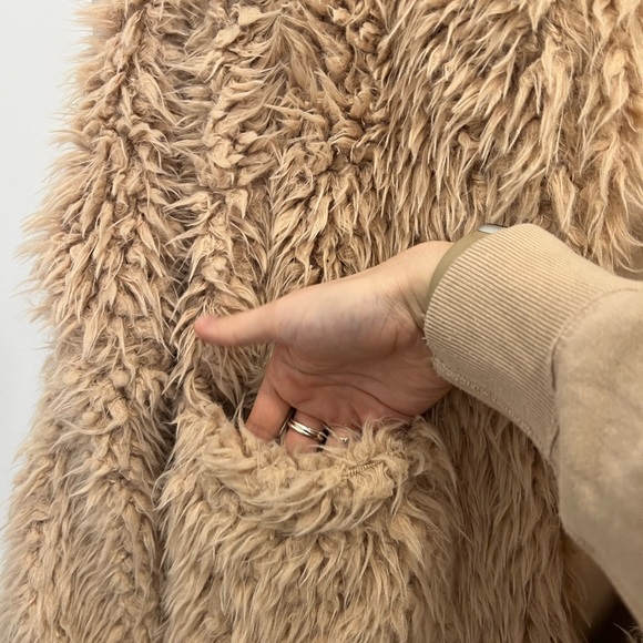 Love Tree Shaggy Fur Statement Jacket - Picture 4 of 5